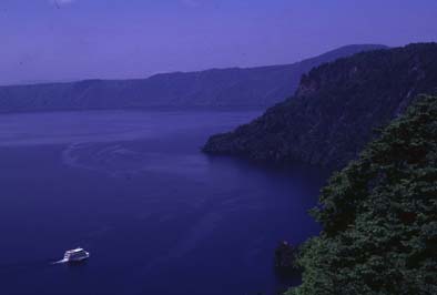 瞰湖台から見た十和田湖の写真