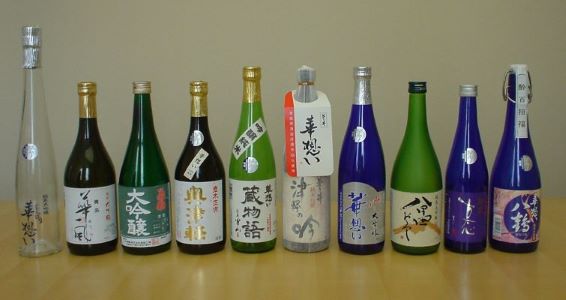 各酒蔵の華想いの酒10種類の写真