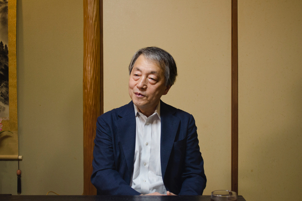 Kanemitsu Yamaya, the chairman of Tsugaru Local Sake Association
